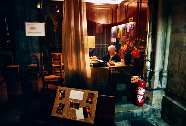 Peter Lang Paris Conceirge